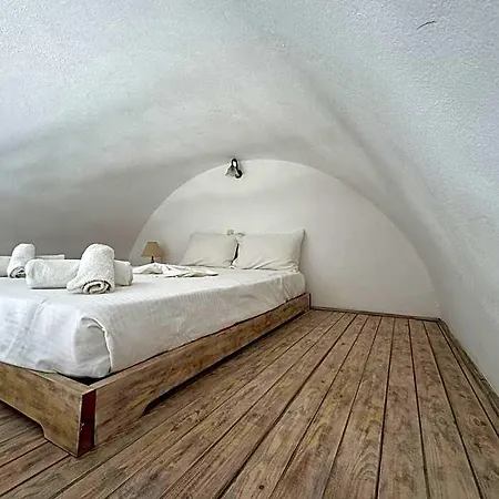 Hotel Agnadi View Oia
